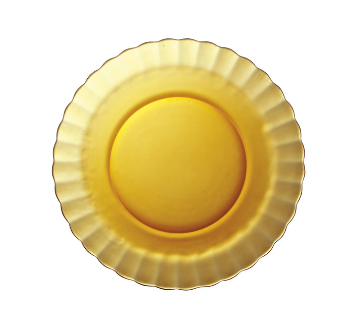 Duralex Le Picardie. Amber yellow glass plate with beveled edges. L'assiette en verre jaune vermeil.