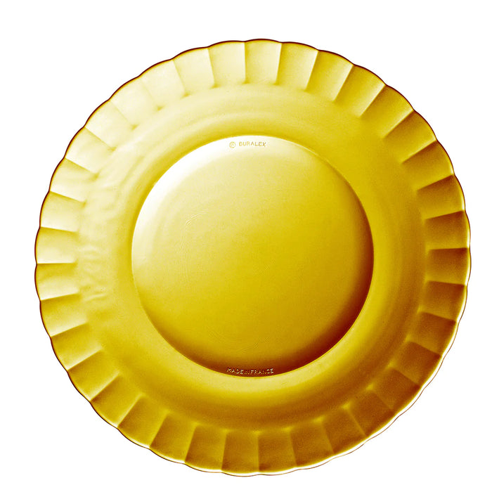 Duralex Le Picardie. Amber Yellow Glass Plate. L'assiette en verre jaune ambré.