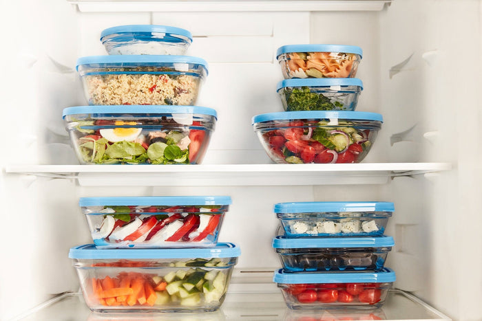 Duralex Freshbox. Clear Glass Bowls with Blue Lids. Les Bols en verre transparent avec des couvercles bleus.